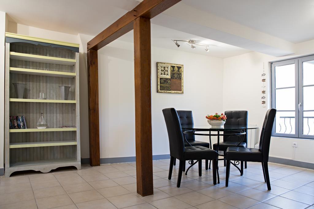 Appartement Moderne องเฟลอร์ ภายนอก รูปภาพ