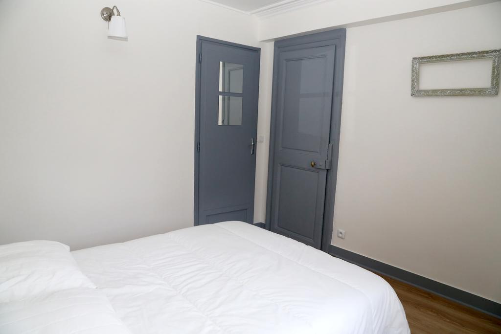 Appartement Moderne องเฟลอร์ ภายนอก รูปภาพ